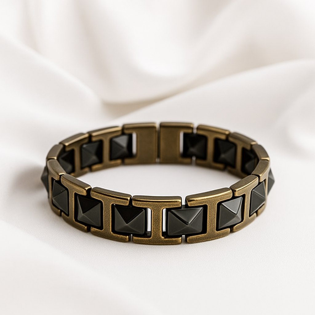 Pyramid Luxe Bracelet - Black & Gold
