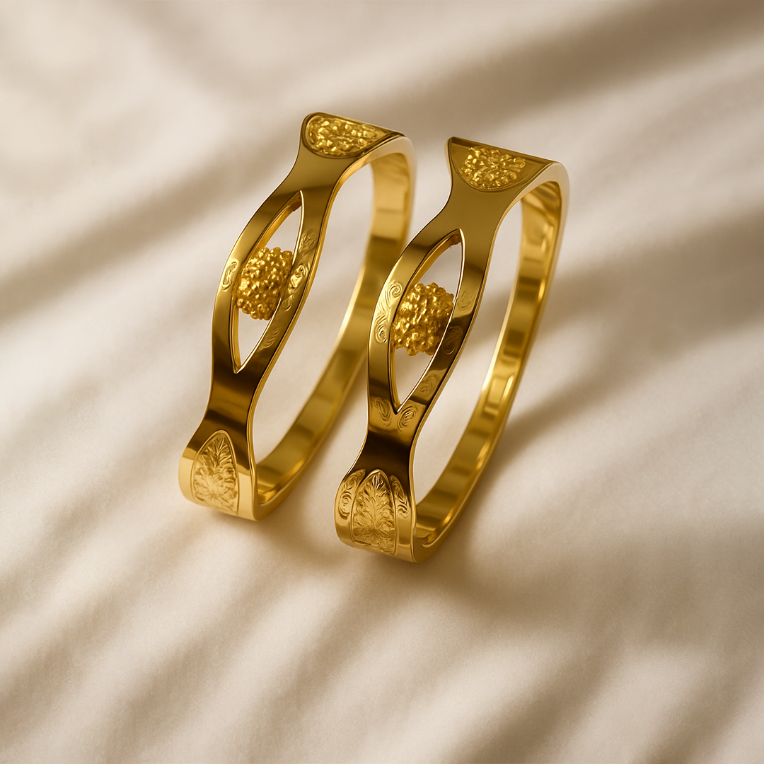 Stylish Gold Bangals