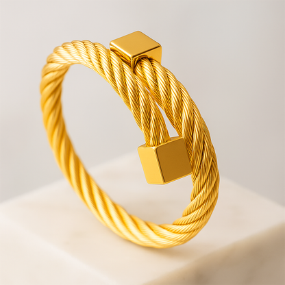 Aurum Cable Twist Cuff Gold