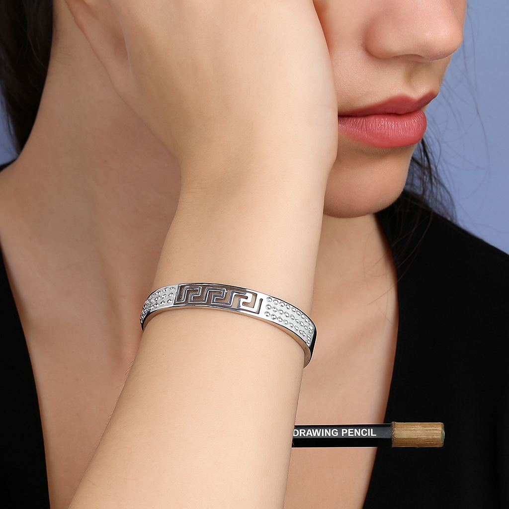 Celestia Crystal Maze Bracelet