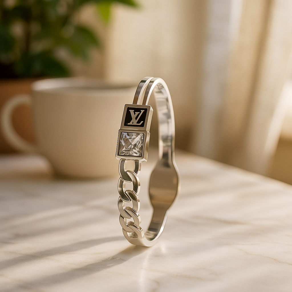 Eclat Luxe Chain Bracelet
