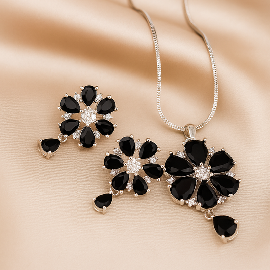 Elegance Bloom Necklace Set