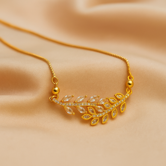 Sapphire Bloom Necklace White