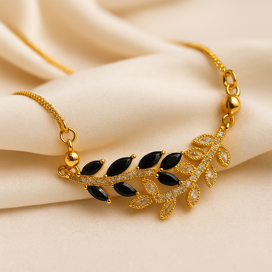 Sapphire Bloom Necklace Gold