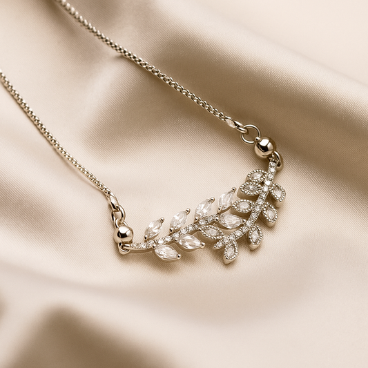 Sapphire Bloom Necklace Silver
