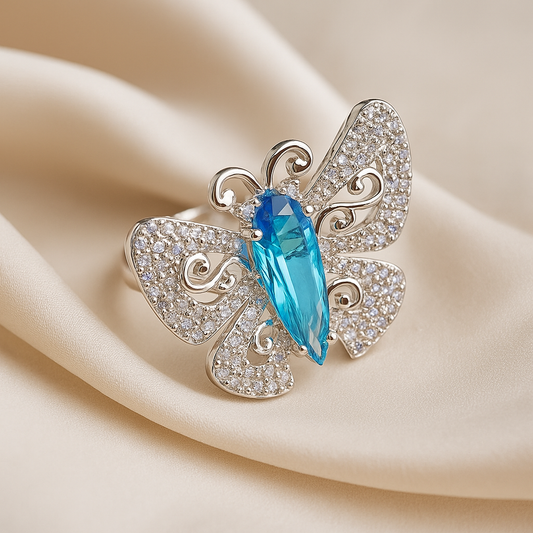 Elegance Unfolds: Black Butterfly Ring Azur