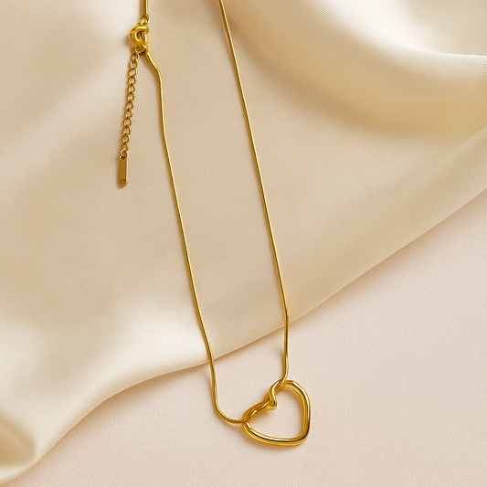 Elegant Heart Chain Necklace - Artificial Gold Plated Jewellery with Heart-Shaped Pendant