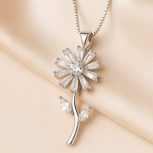 Elegant Floral Bloom Necklace