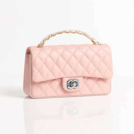 Luxe Quilted Chanel Handbag - Pink