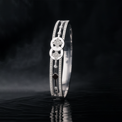 NoirLuxe Stardust Bangle