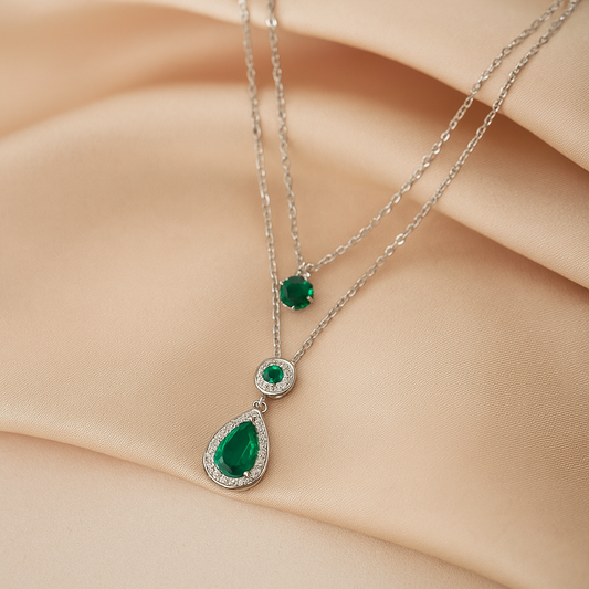 Emerald Grace – Layered Teardrop Pendant Necklace