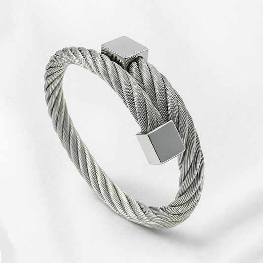 Aurum Cable Twist Cuff